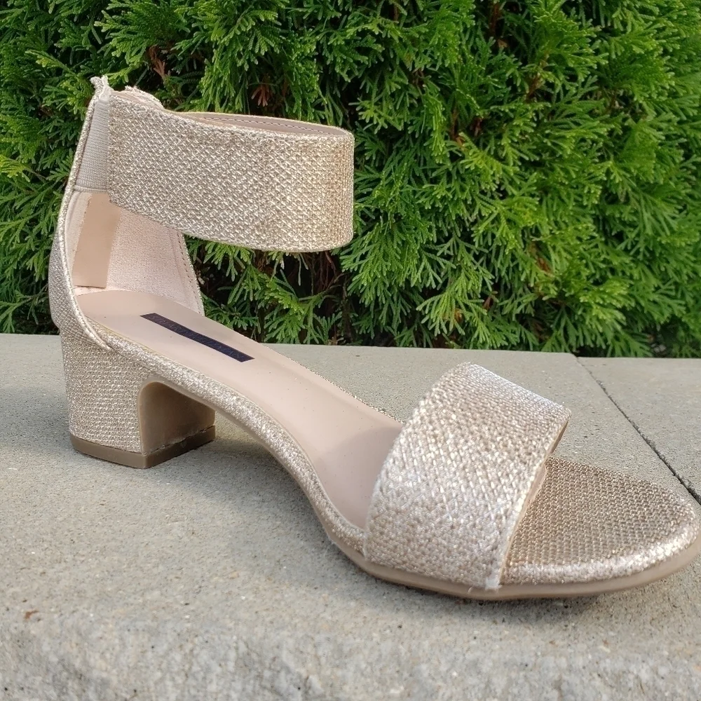 NEW Stuart Weitzman Rosalyn Alexa Ankle Sandals 3